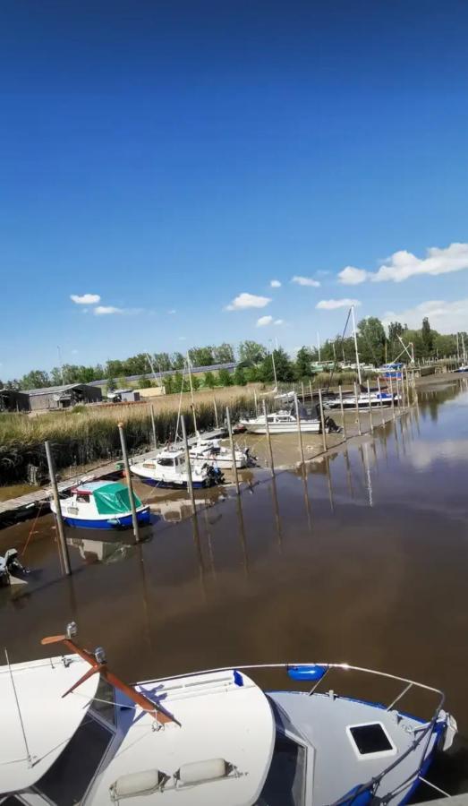 Am Kanal Neuhaus an der Oste 外观 照片